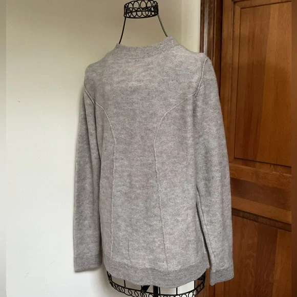 NWT Made With Love Gray/Beige Cardigan Button Down Detail Size Large - Picture 2 of 8